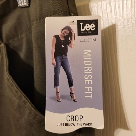 NWT Lee army green medium crop jeans - Picture 4 of 8